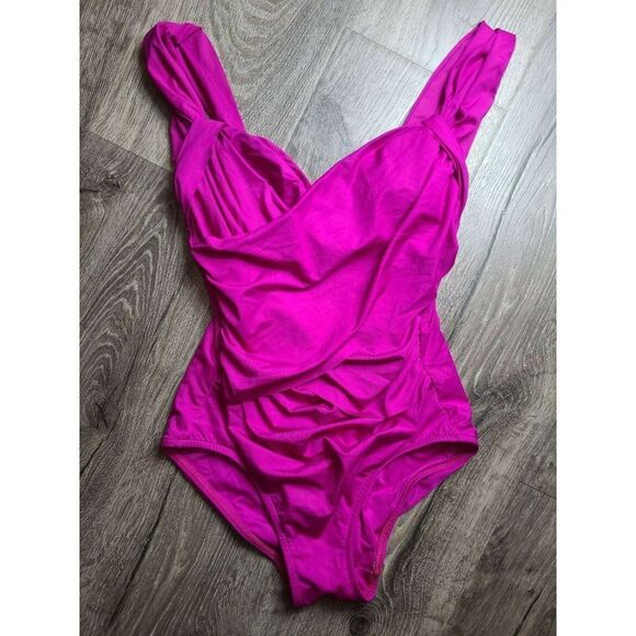 BADGLEY MISCHKA Swimwear Size 4 - Picture 1 of 5
